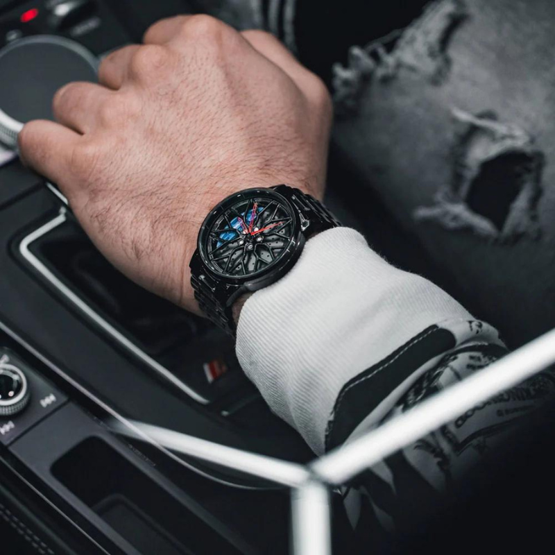 CarsWatch - Rotierende Uhr