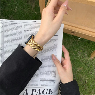 Luxuriöses Herzarmband für Frauen - Apple Watch Armbänder