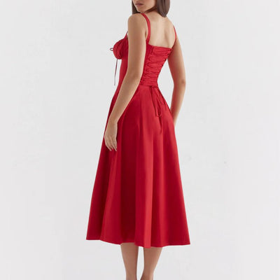 Isadora | Raffiniertes Midiformende Kleid mit Schlitz