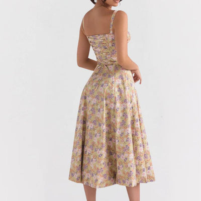 Isadora | Raffiniertes Midiformende Kleid mit Schlitz