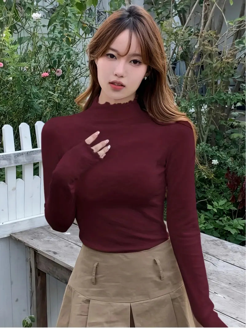 Lässiger Rollkragenpullover mit Rüschenkragen, lange Ärmel, Strickstoff