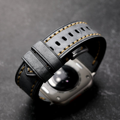 Einfaches handgefertigtes Lederarmband für die Apple Watch