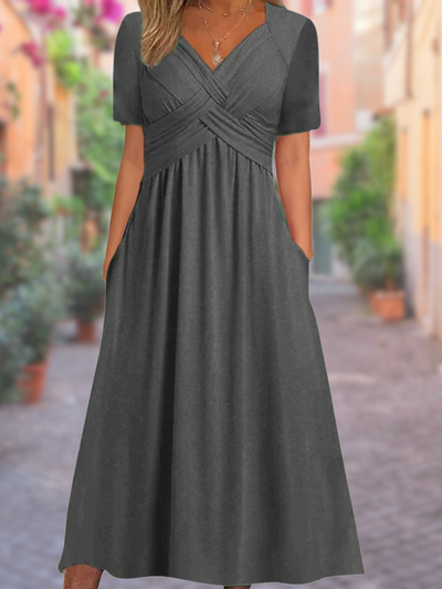 Juni | Klassisches und stilvolles Sommerkleid