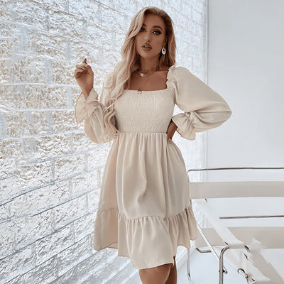 Emmeline™ | Sommer Minikleid mit Rüschen – Puffärmel, eckiger Ausschnitt & elastische Taille