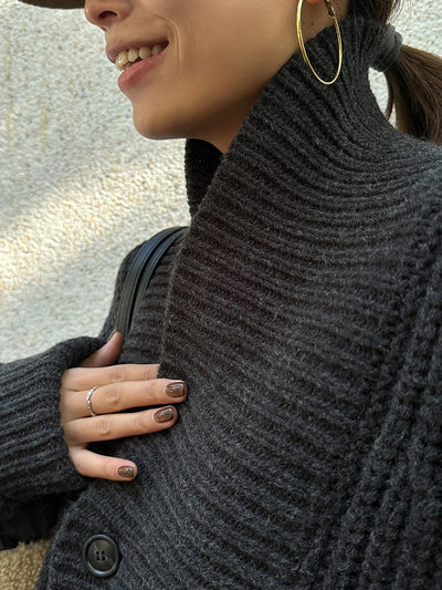 Luise | Knopf-Strickpullover mit Ripp-Details