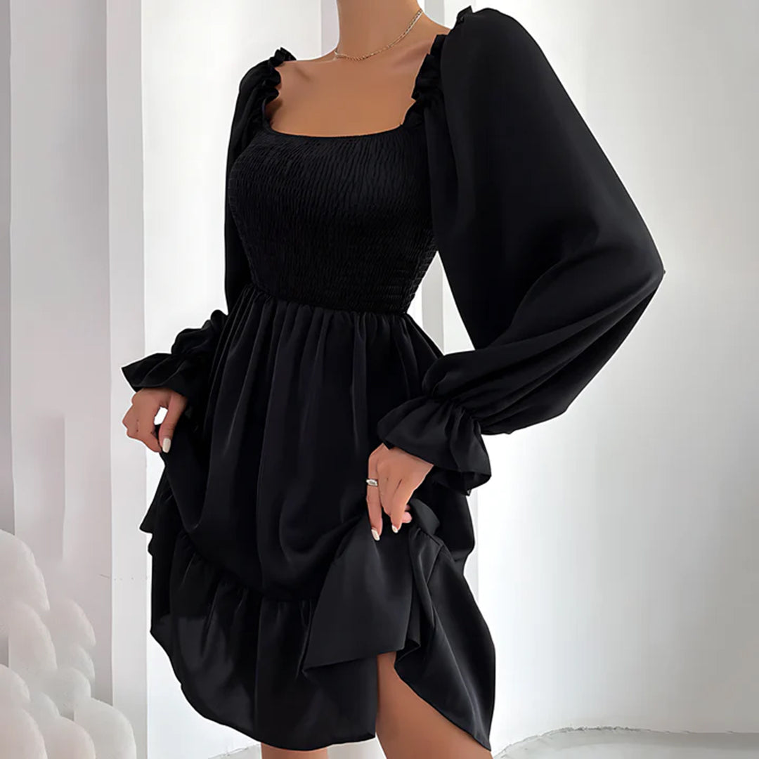 Emmeline™ | Sommer Minikleid mit Rüschen – Puffärmel, eckiger Ausschnitt & elastische Taille