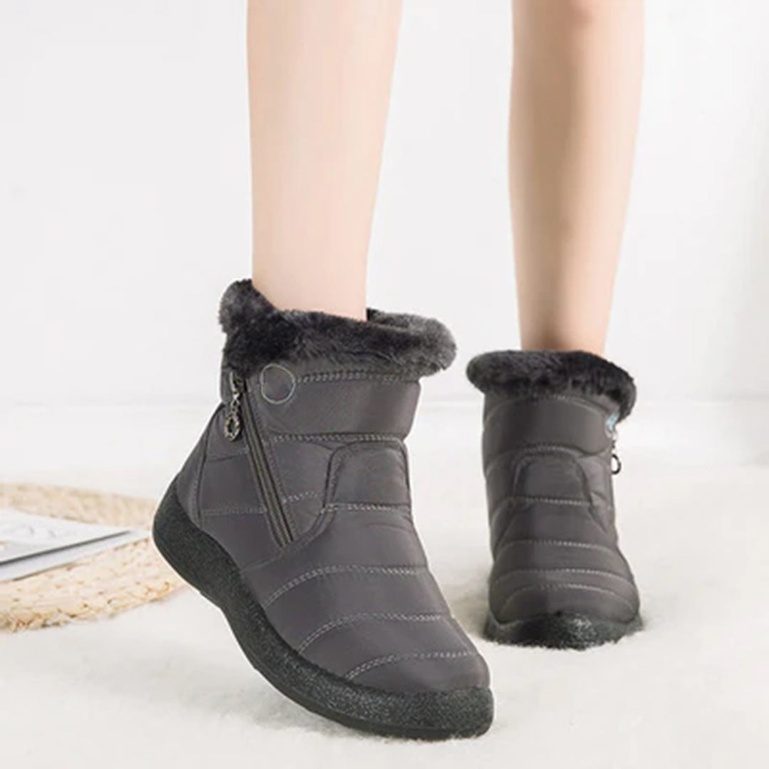Siska | Maßgeschneiderte und elegante Sommerstiefel