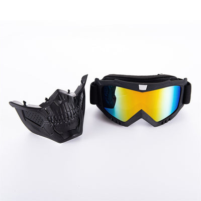 Motorradbrille mit Totenkopfmaske