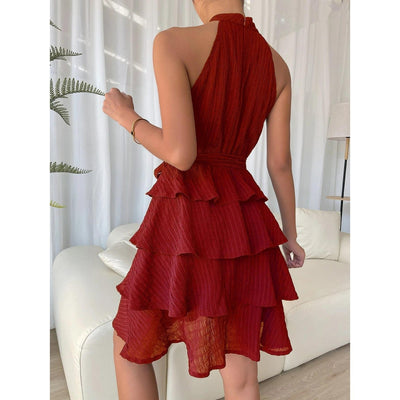 Engeltraud™ | Boho Minikleid mit Volants – Rückenfrei, Halterneck & Taillengürtel für Sommer & Festival