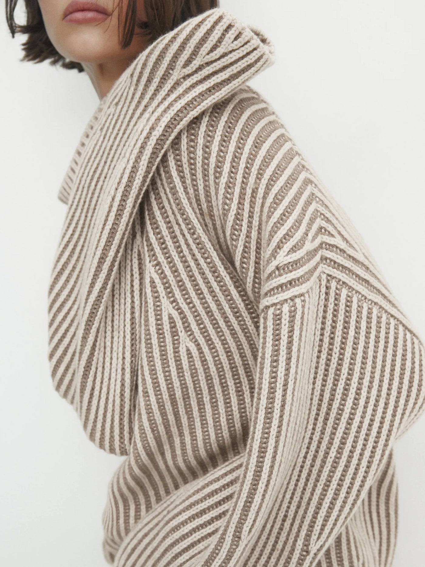 Emilia – Locker geschnittener Damen-Pullover für jeden Tag
