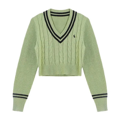 Stella – Besticktes Damen-Stricktop