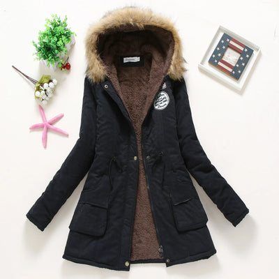 Ivy - Modische Winterjacke mit Kunstfellbesatz