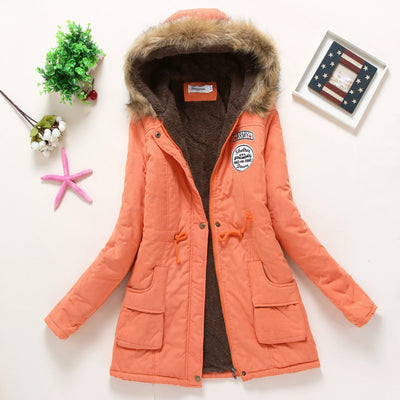 Ivy - Modische Winterjacke mit Kunstfellbesatz