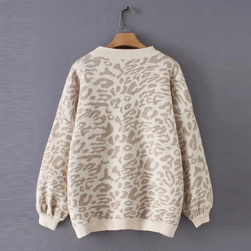 Isabella – Luxuriöser Damen-Leoparden-Strickpullover