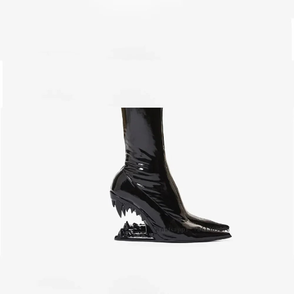 Isabella – Stiefeletten mit spitzer Zehenpartie und auffälligem Zähnchen-Detail für Damen