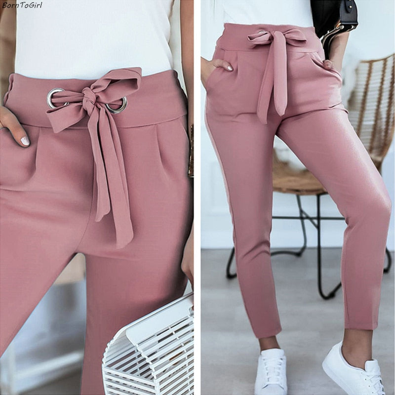 Beate | Komfortable und elegante Ganzjahreshosen für Damen