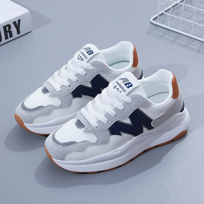 Hedvig | Modische und mühelose Sommer-Sneakers