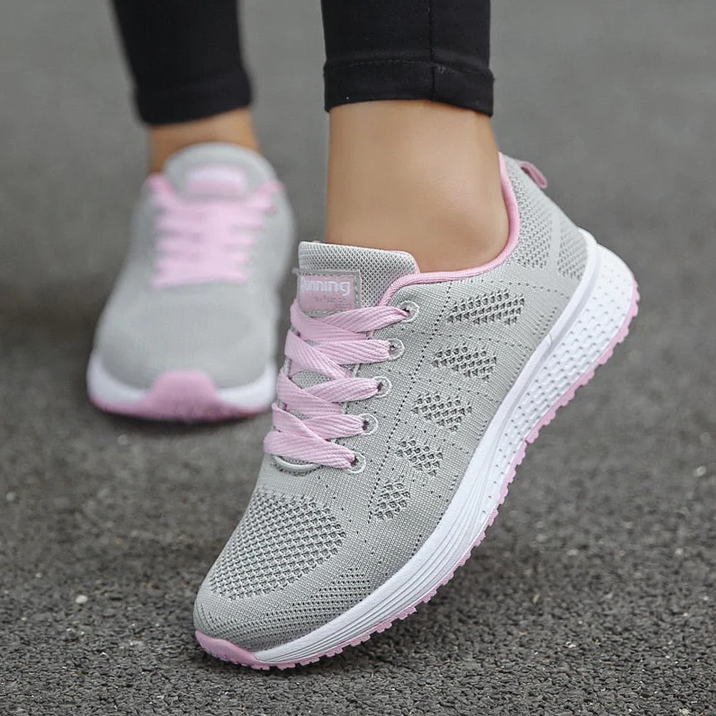 Anette | Unkomplizierte und schicke Sommer-Sneakers