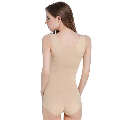 Formendes Body Mit Offenem Dekolleté Und Schrittöffnung