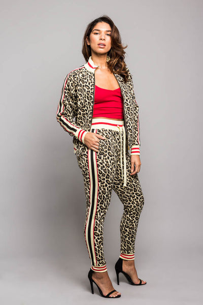 Lena – Trendiger Leopard-Print Damen Trainingsanzug