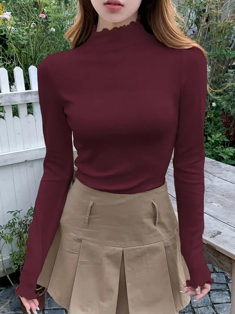 Lässiger Rollkragenpullover mit Rüschenkragen, lange Ärmel, Strickstoff