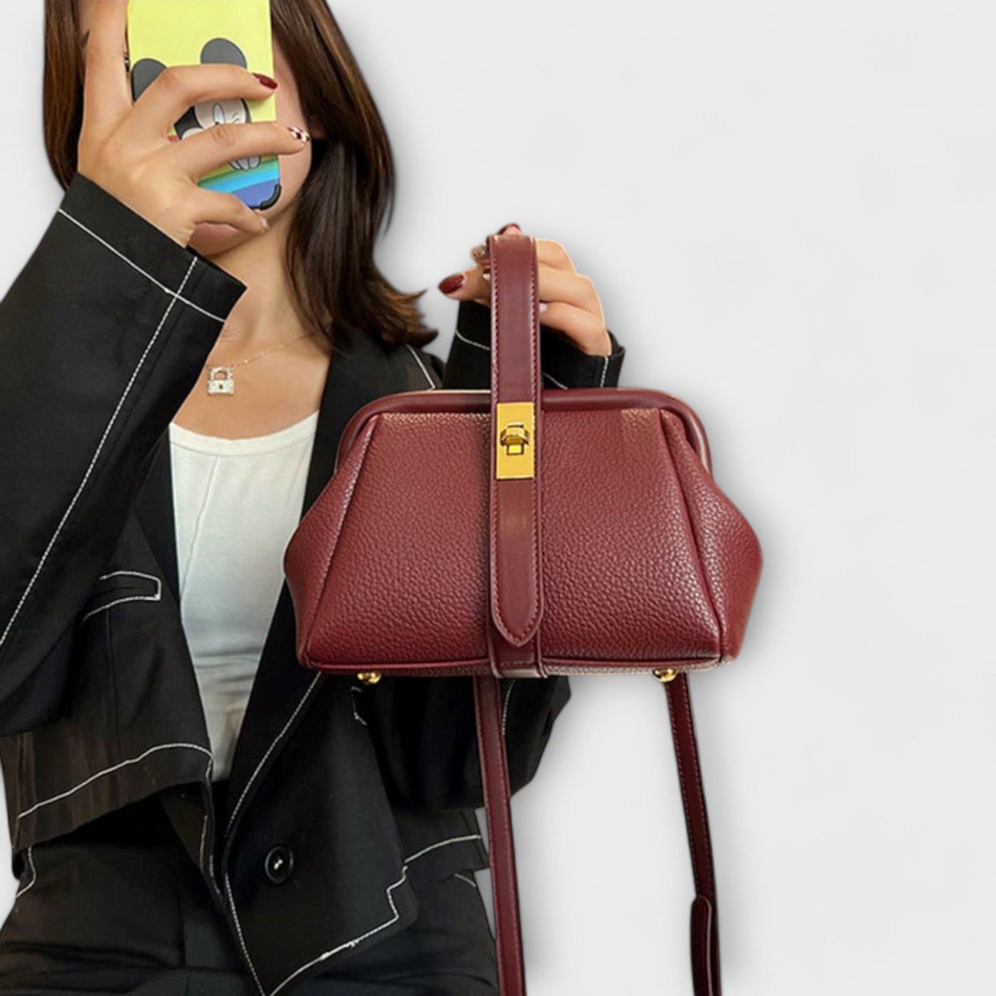 Lora. - Retro-Tasche