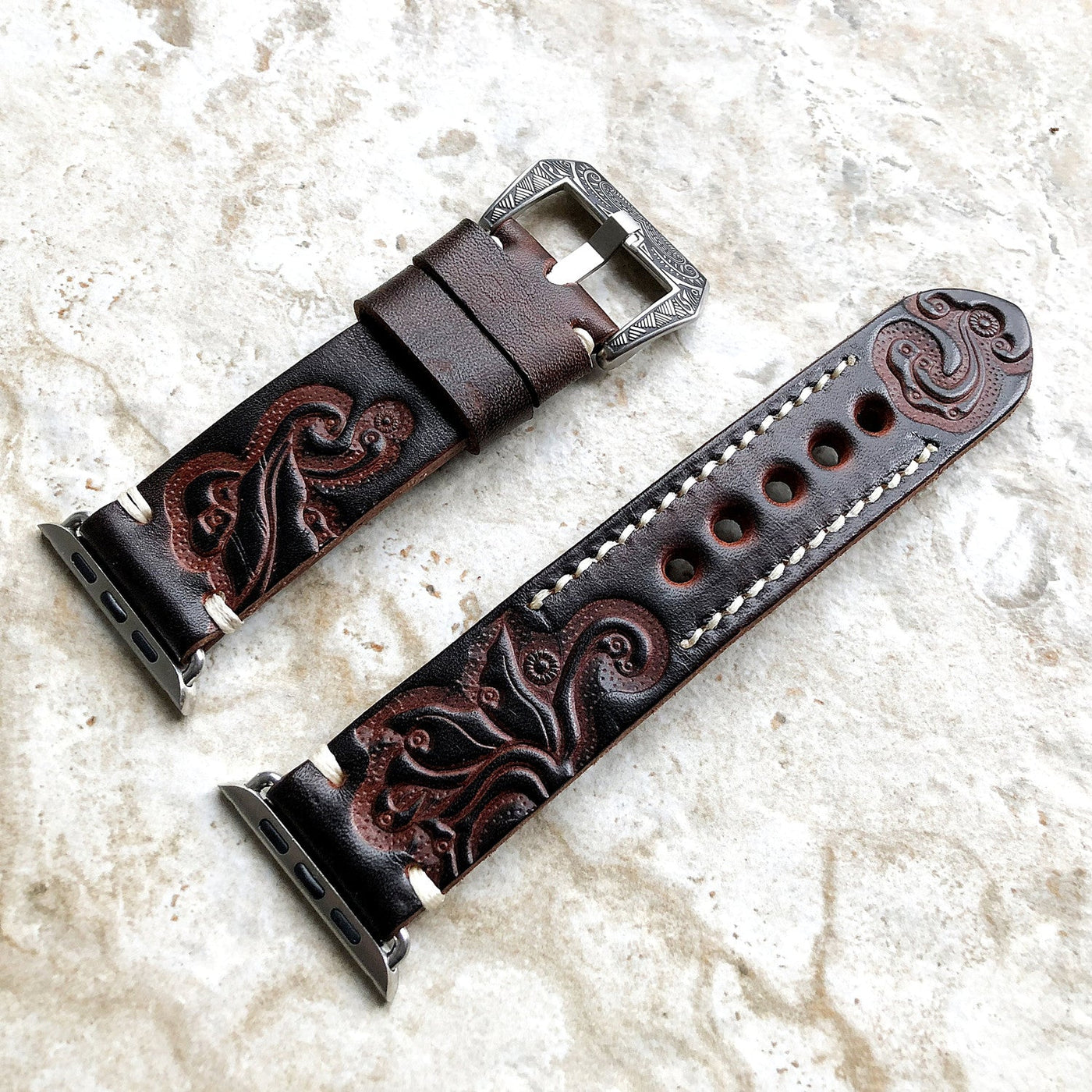 Handgraviertes geprägtes Lederarmband für die Apple Watch