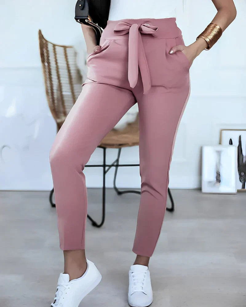 Dagny™ – Slim Fit Stoffhose mit Gürtel für Büro & Alltag